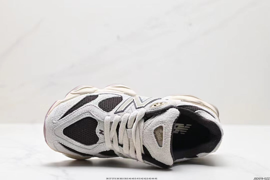 Tenis New Balanace 9060 Blanco Negro.