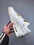 Tenis Jordan 4 Retro Blanco.