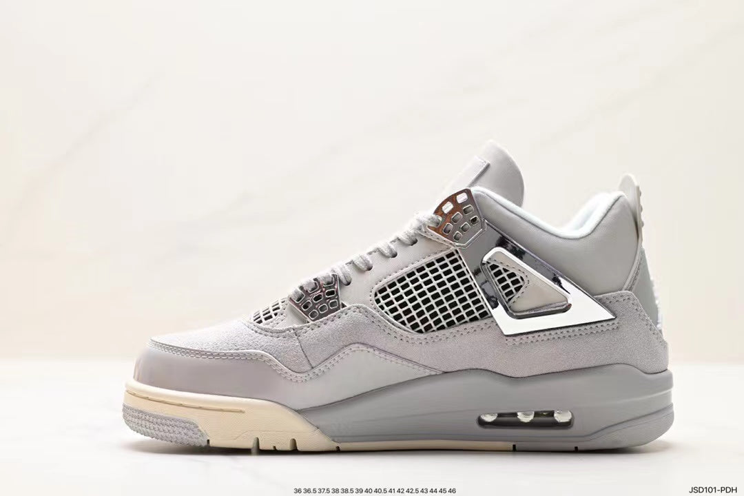 Tenis Jordan 4 Retro Blanco Gris.