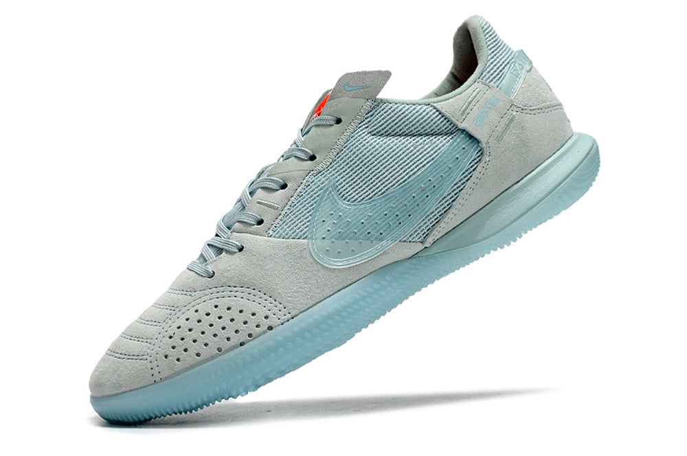 Zapatillas Streetgato Suela lisa Azul Claro.