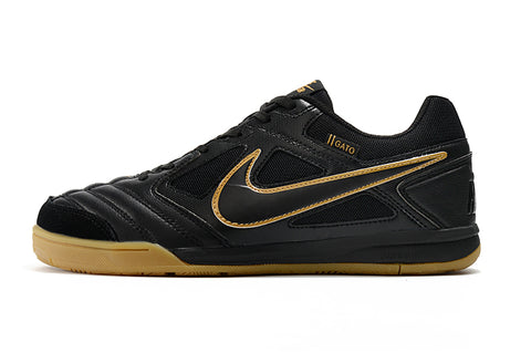 Zapatillas Supreme SB Gato Negro suela goma.