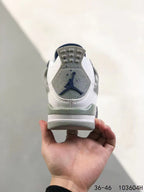 Tenis Jordan 4 Retro Blanco Negro.