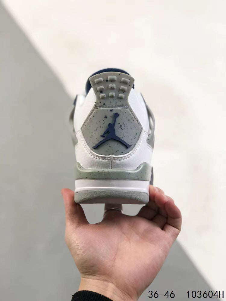 Tenis Jordan 4 Retro Blanco Negro.