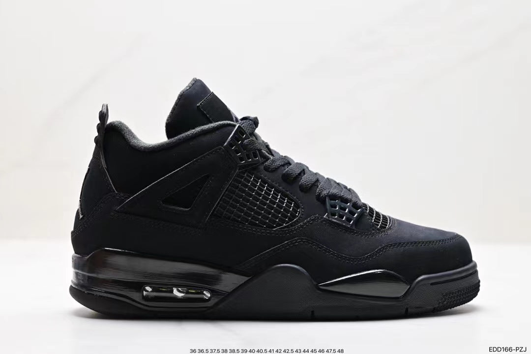 Tenis Jordan 4 Retro Negro.
