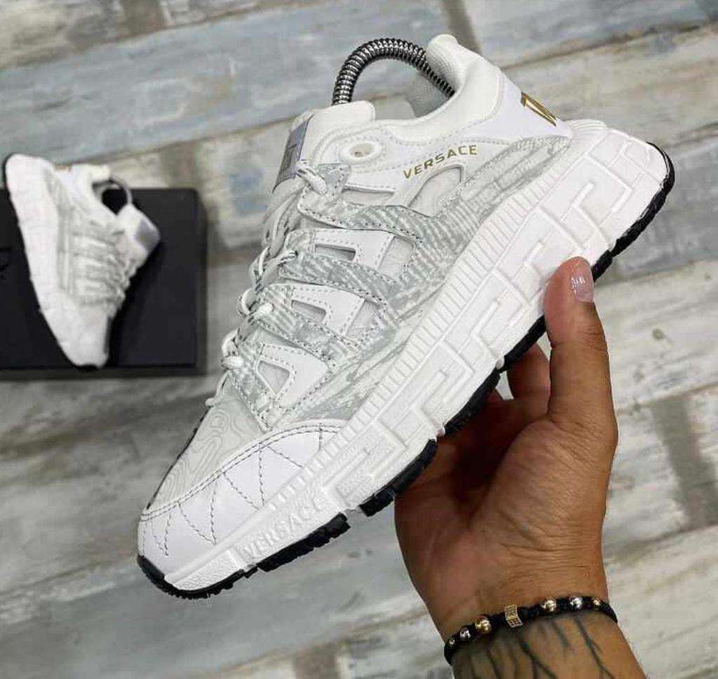 Tenis Versage Blanco.
