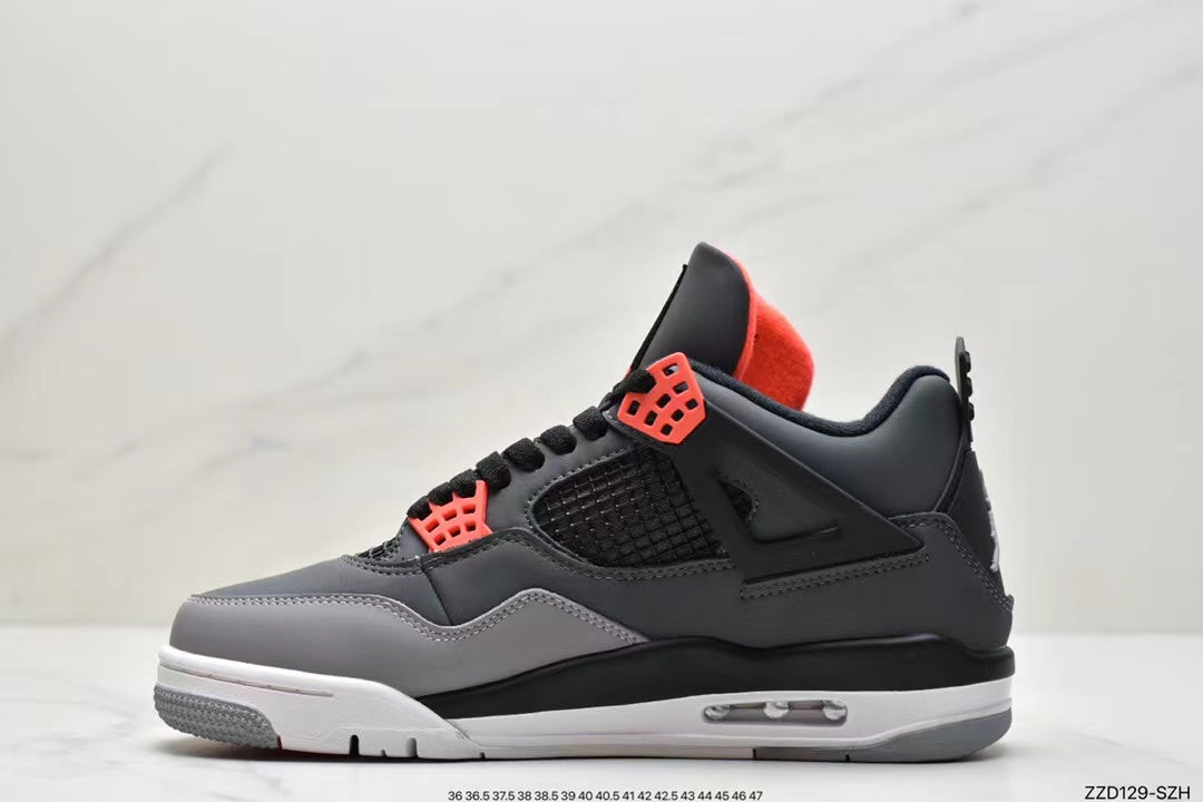 Tenis Jordan 4 Retro Gris Blanco.