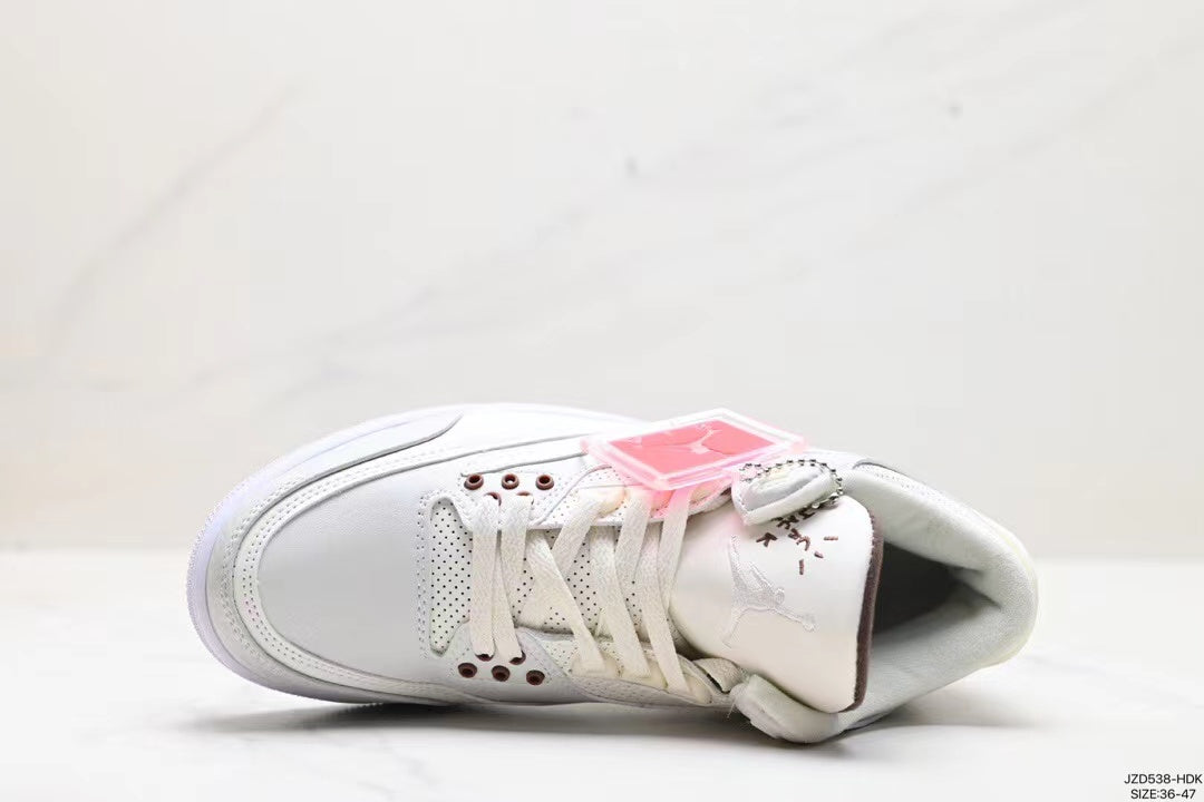 Tenis Jordan 3 Retro Travis Scott Blanco.