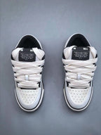 Tenis Amiri Blanco Negro.