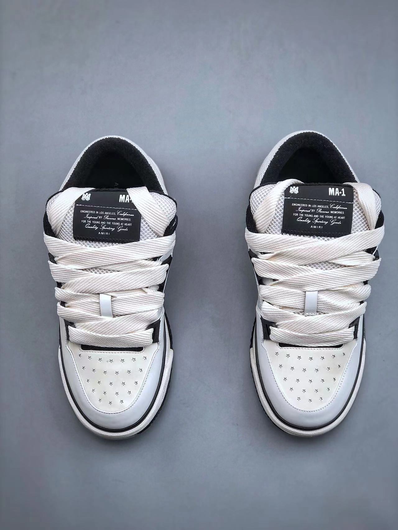 Tenis Amiri Blanco Negro.