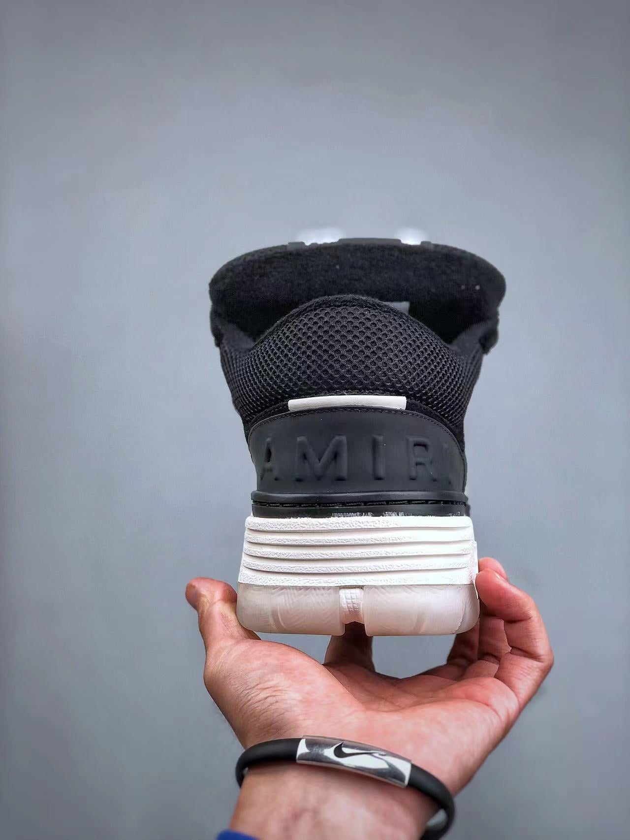 Tenis Amiri Negro.