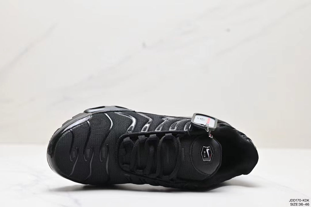 Tenis Air Max Plus Tn Totalmente Negro.