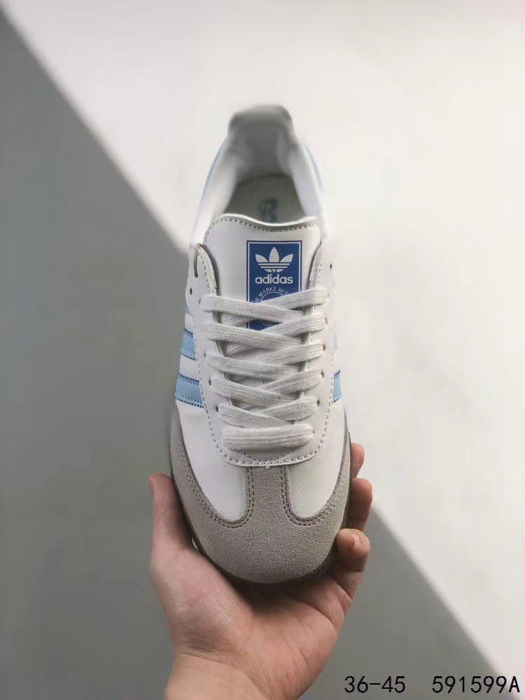 Tenis Samba Blaco Azul Cielo.