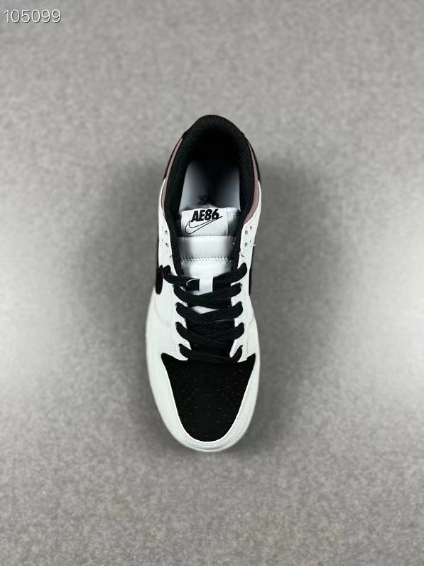 Tenis SB Dunk Low AE86 Gris Negro