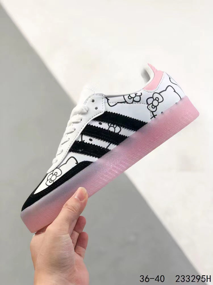 Tenis Samba Plataforma Hello Kity.