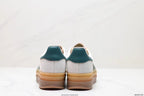 Tenis Gazelle Bold Blanco verde Plataforma.