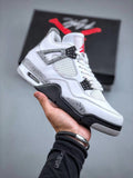 Tenis Jordan 4 Retro Blanco Negro.