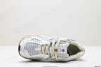 Tenis New Balance 1906 Blanco Gris.