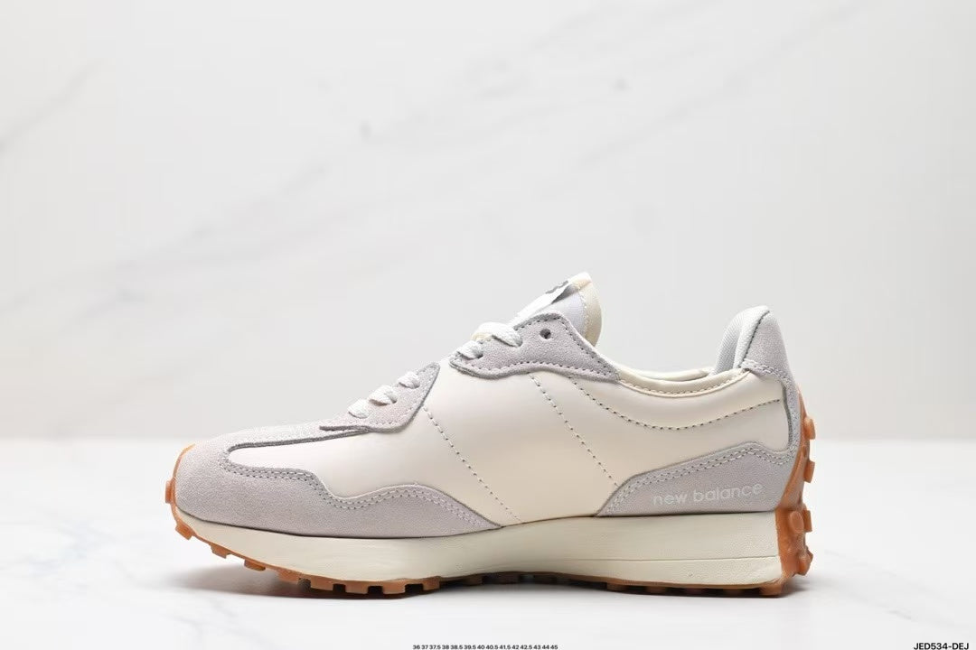 Tenis New Balance 327 Blanco Negro.