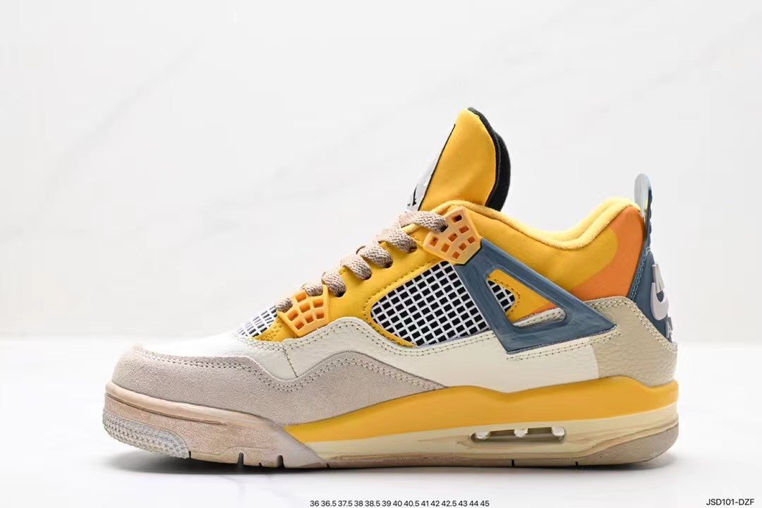 Tenis Jordan 4 Retro Blanco Amarillo.
