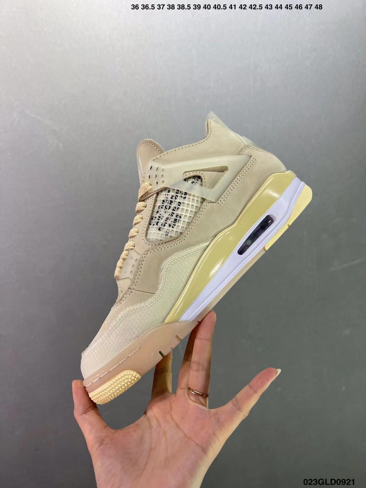 Tenis Jordan 4 Retro Veig.