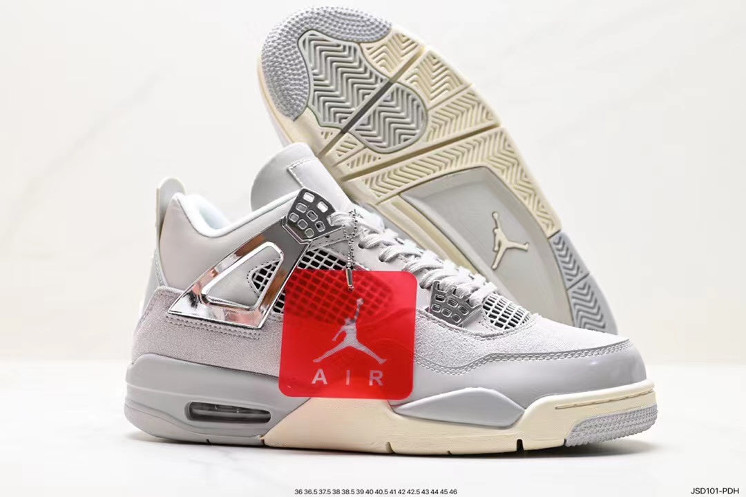 Tenis Jordan 4 Retro Blanco Gris.