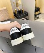Tenis Veja Negro.