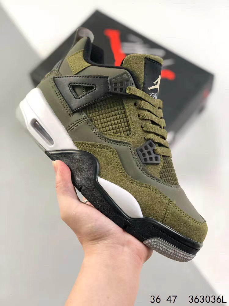 Tenis Jordan 4 Retro Verde Oscuro.