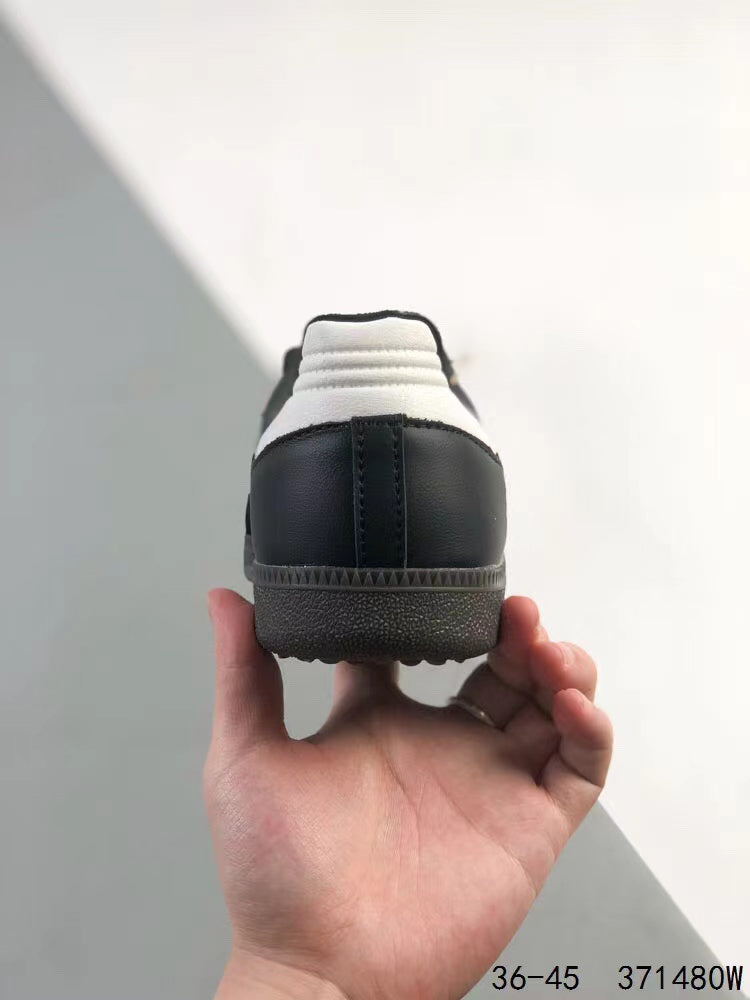 Tenis Samba Negro.