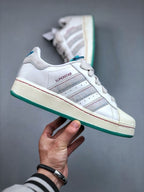 Tenis Adidas Superstar Blanco Suela Verde.