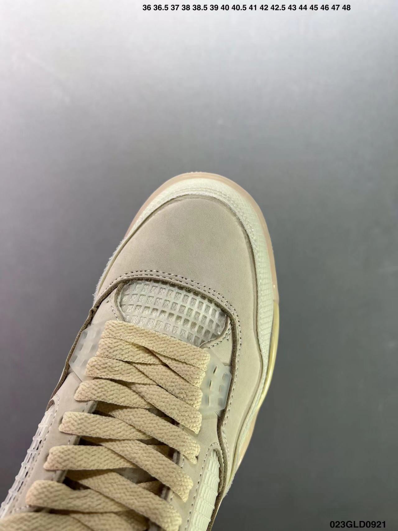 Tenis Jordan 4 Retro Veig.